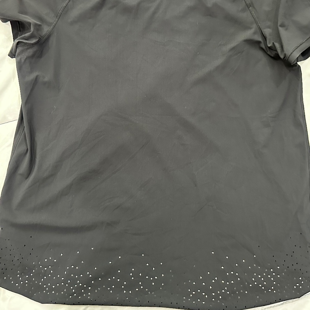 Lululemon  Quick Pace Short Sleeve size 6